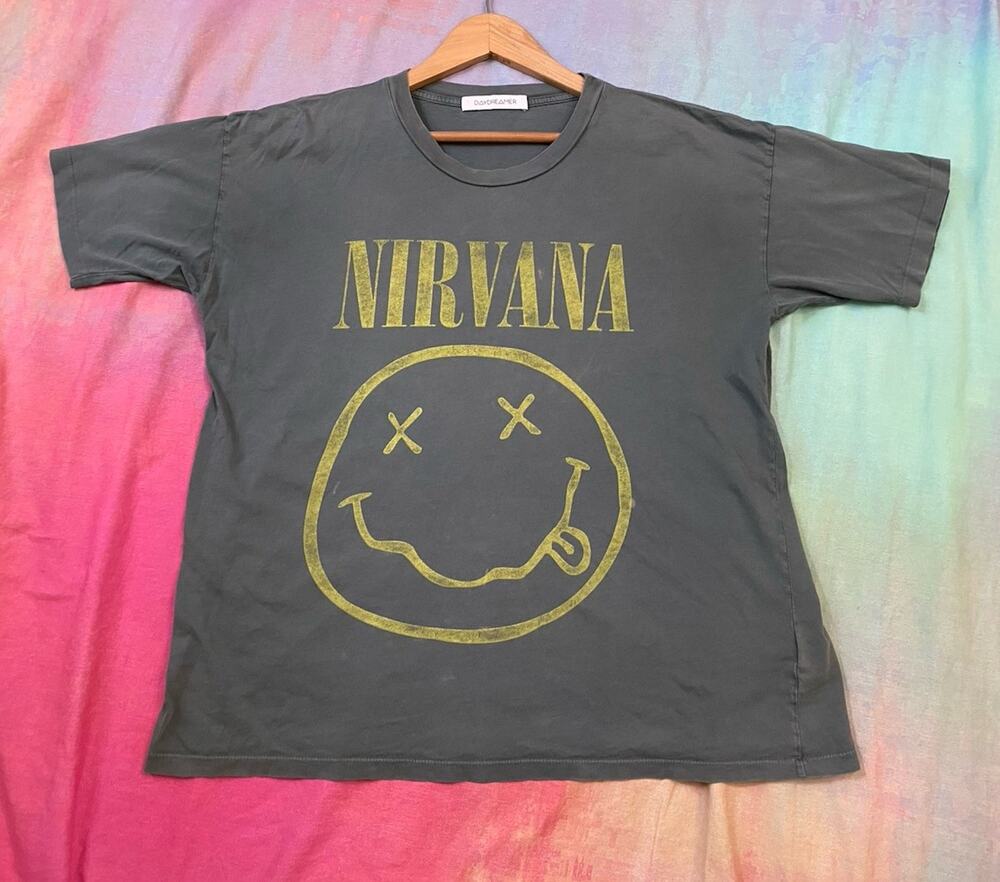 Daydreamer LA Nirvana Smiley Face Oversized Merch Tee T Shirt Grunge Faded Sz XS